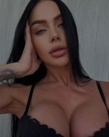 Миниатюра Индивидуалка Мия Фестивальный Фотография 